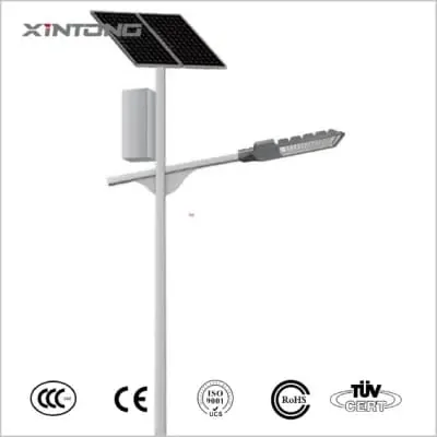 Lampadaire solaire simple bras certifié CE ISO RoHS TÜV